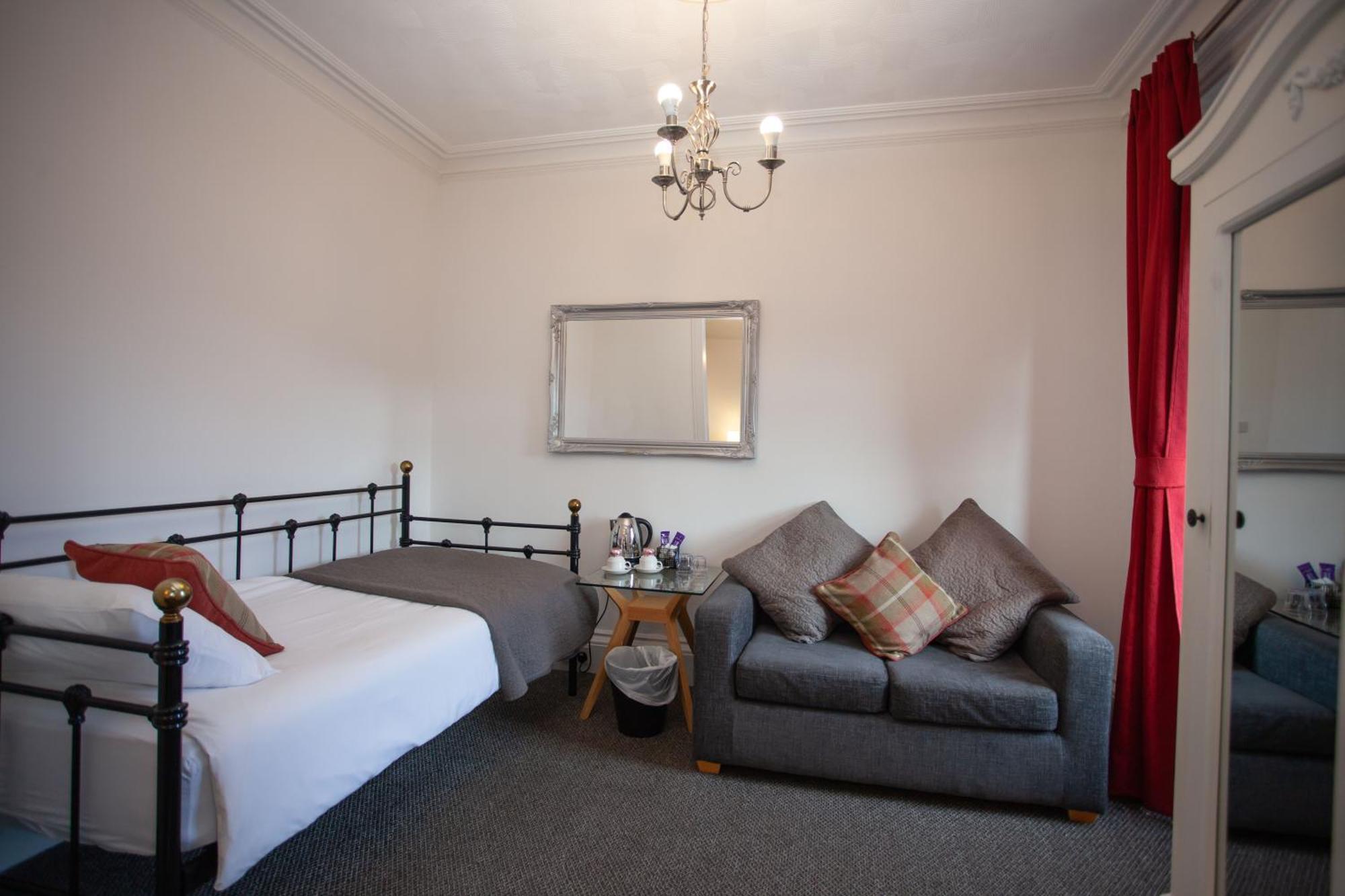 The Courie Inn Killin Εξωτερικό φωτογραφία